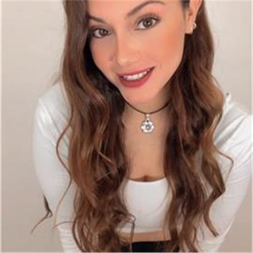 <em><strong>Elizabeth</strong></em>